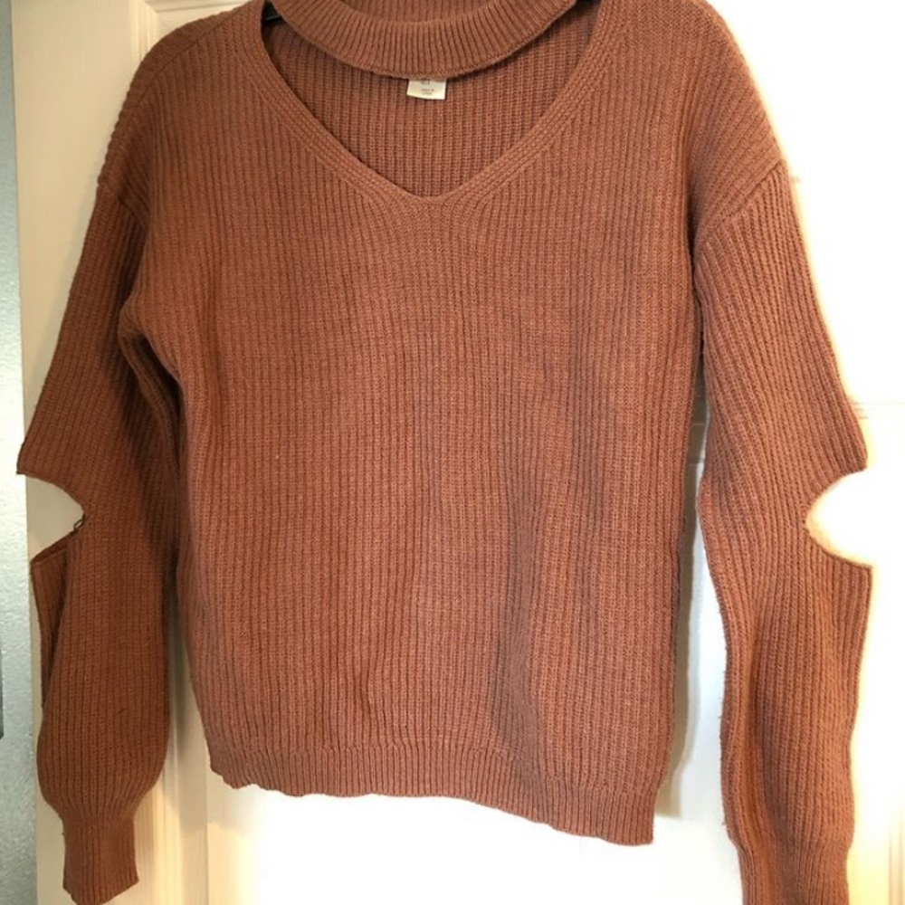 Cut out Sweater
